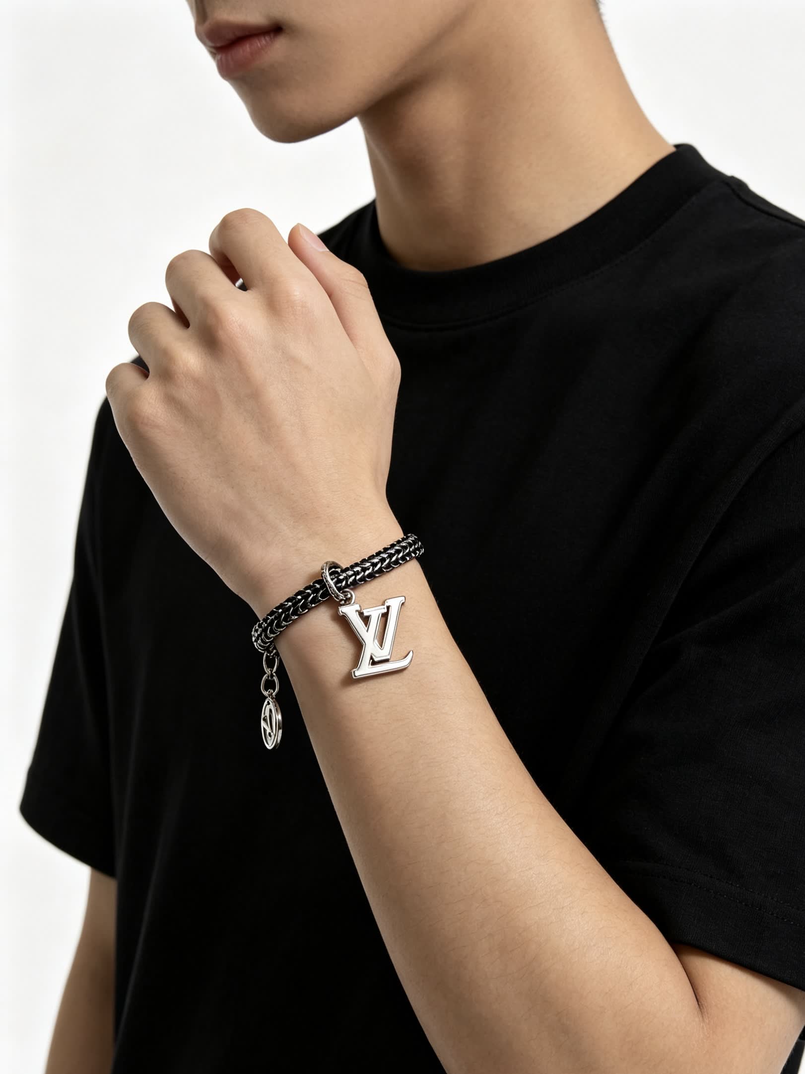 Louis Vuitton Chain Bracelet